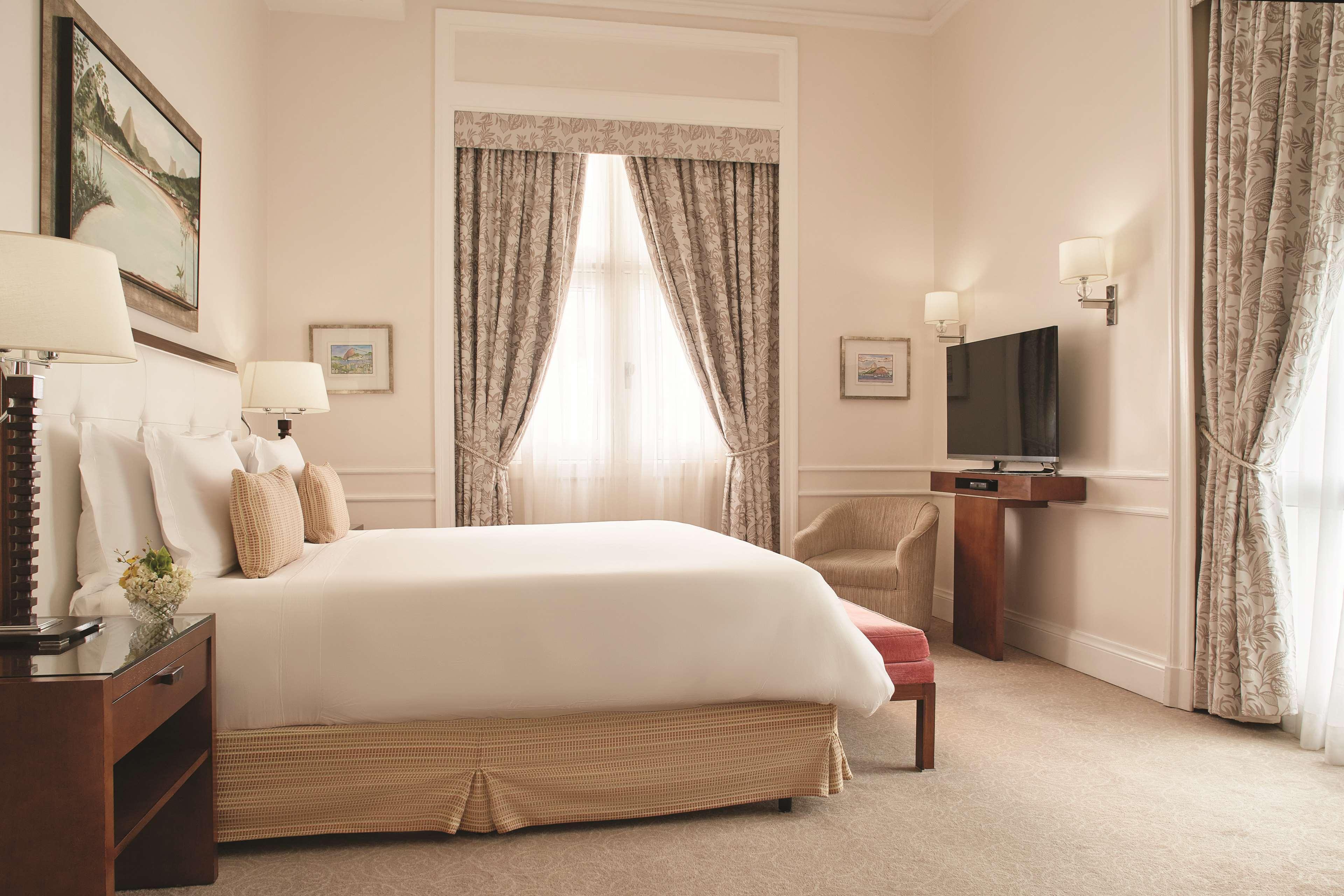 Copacabana Palace, A Belmond Hotel, ริโอเดจาเนโร ภายนอก รูปภาพ A bedroom at the hotel